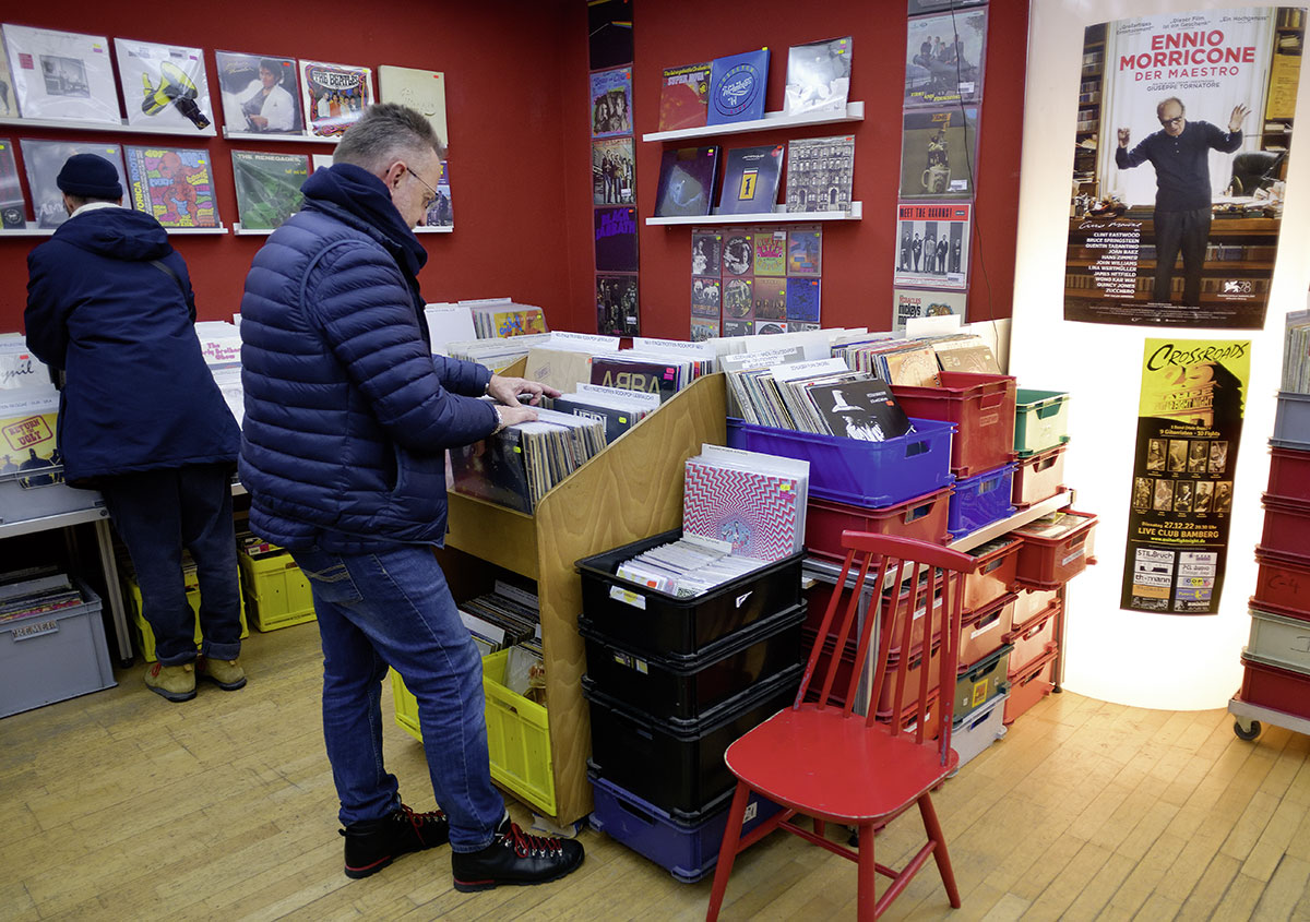 ... in Bamberg beschränkt sich das musicland tatsächlich weitgehend auf LP‘s – und okay, okay: auf CD‘s.