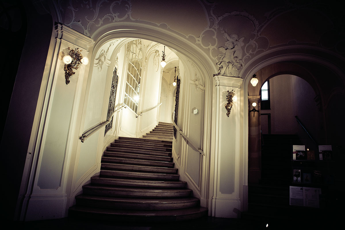 Treppenhaus zum ersten Rang, Stadttheater Fürth