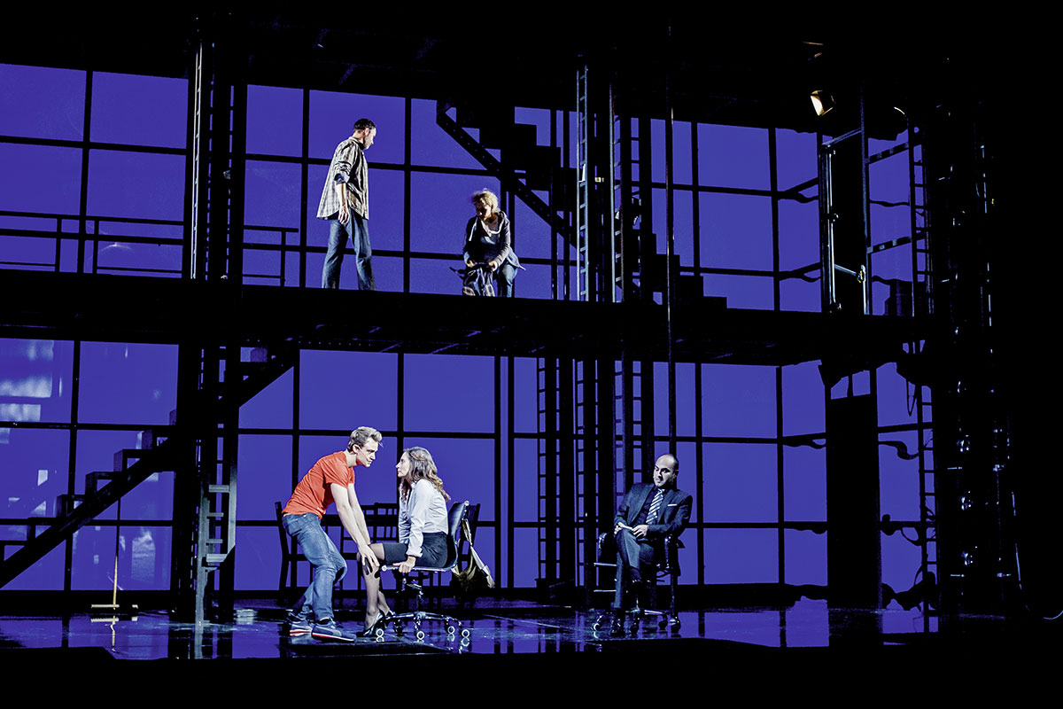 Szene aus „next to normal“ (Deutschsprachige Erstaufführung 2013) – Musical von Tom Kitt und Brian Yorkey.