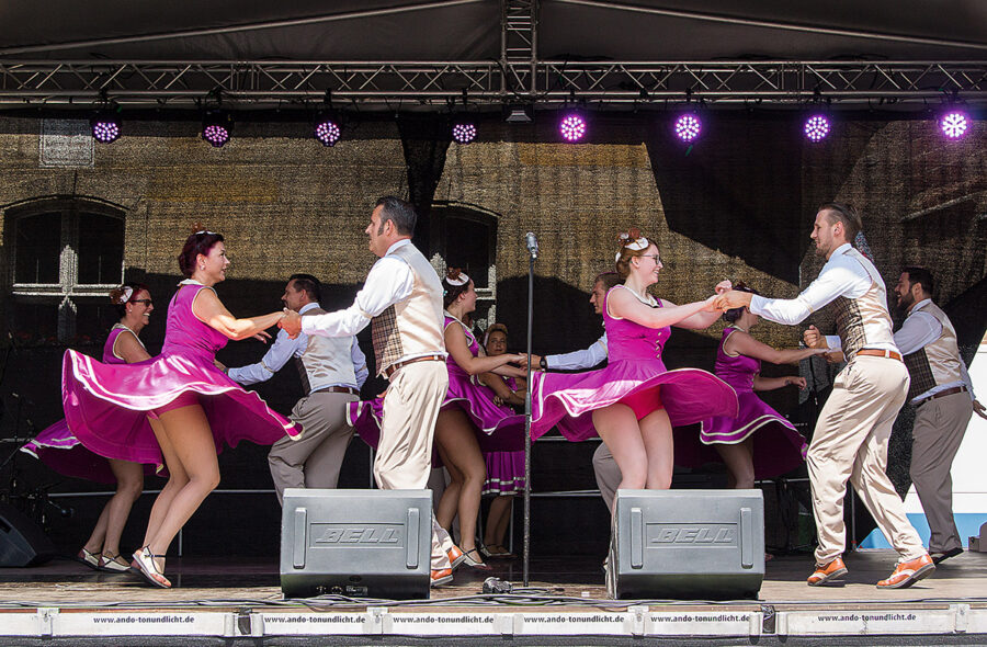Tanzeinlage der Boogie Devils aus Allersberg beim Oldietownfestival