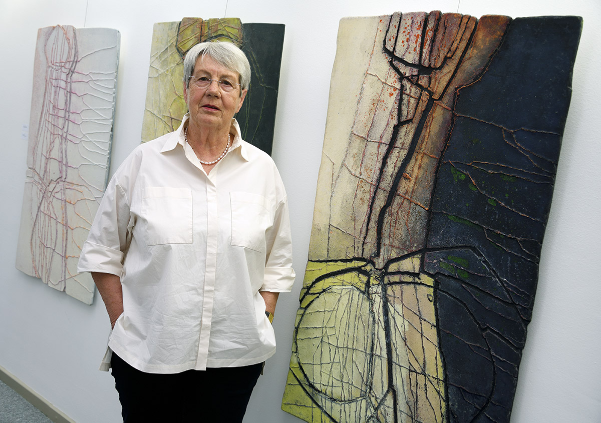 Sie ist überzeugt, dass Kunst ein kraftvolles Mittel der Völkerverständigung ist: Stefanie Barbara Schreiner.