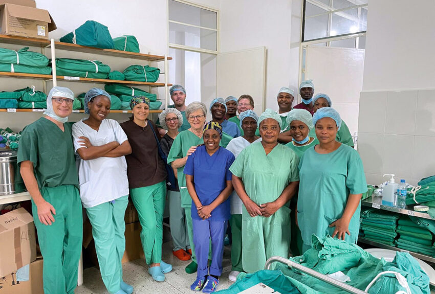 Ein starkes Team – das medizinische Personal des Nkoaranga-Krankenhauses im Osten Tansanias. Ein starkes Team – das medizinische Personal des Nkoaranga-Krankenhauses im Osten Tansanias.
