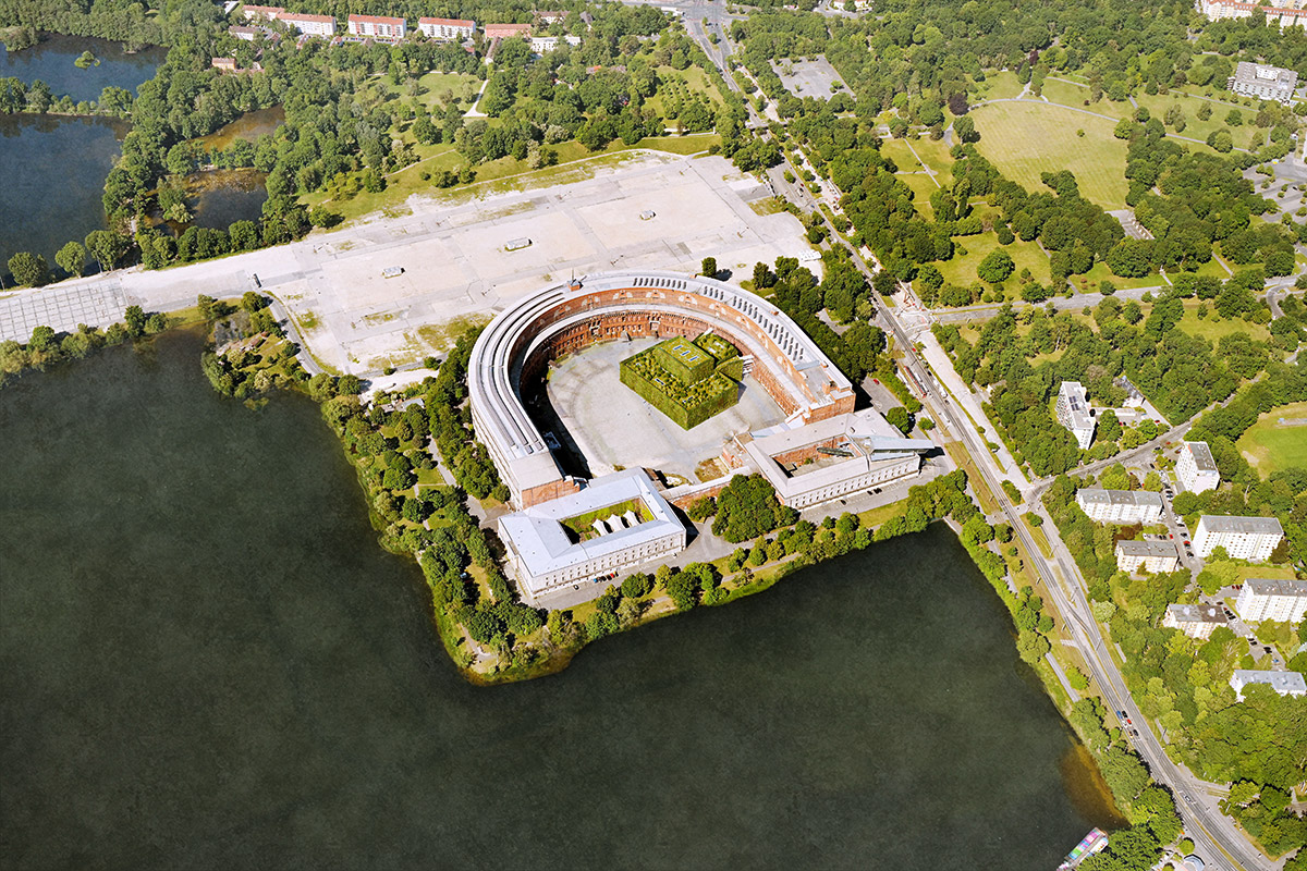 Blick in die Zukunft: Im Innenhof der Kongresshalle entsteht derzeit der Theaterbau mit Bühne und Zuschauerraum der Spiel­stätte des Staatstheaters Nürnberg.