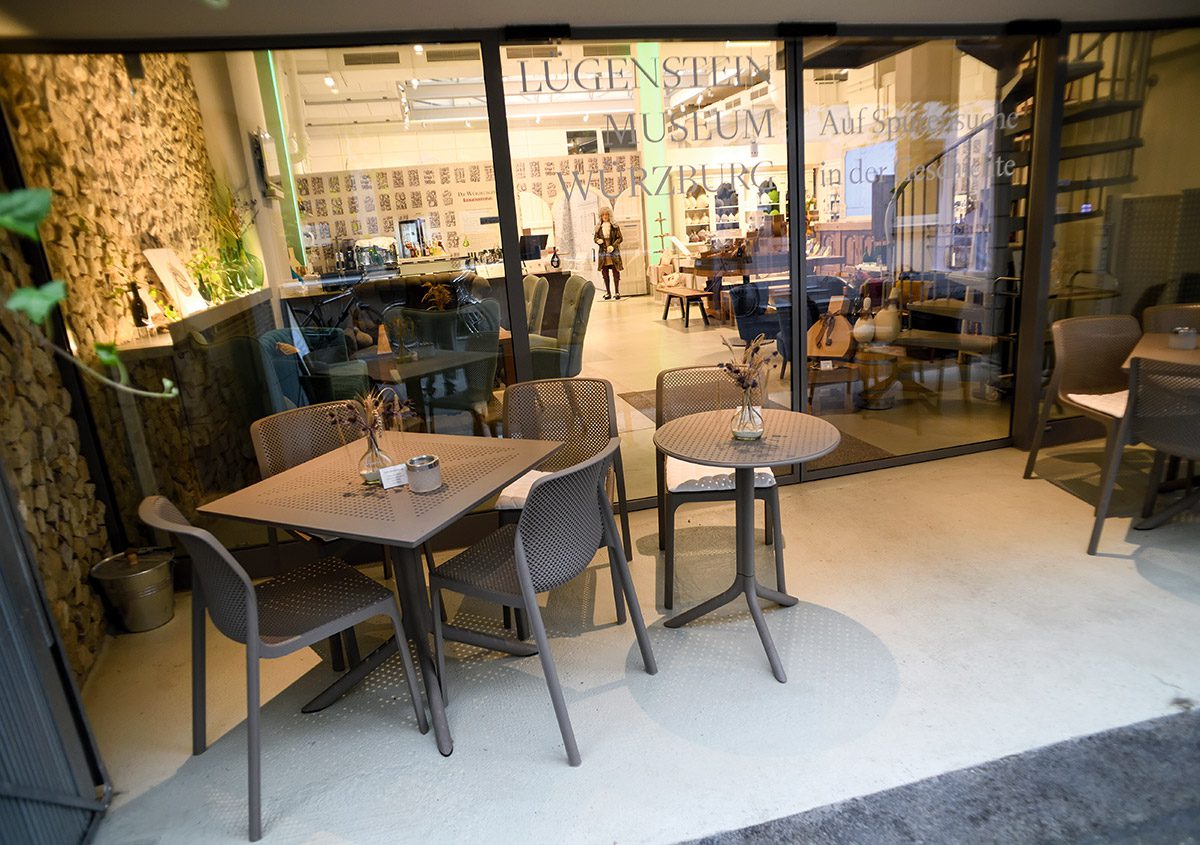 Blick von außen in das Museum