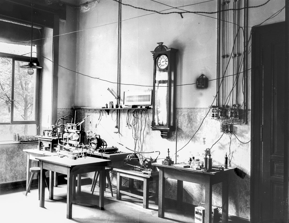 Röntgens Labor / Zeitpunkt und Herkunft unbekannt
