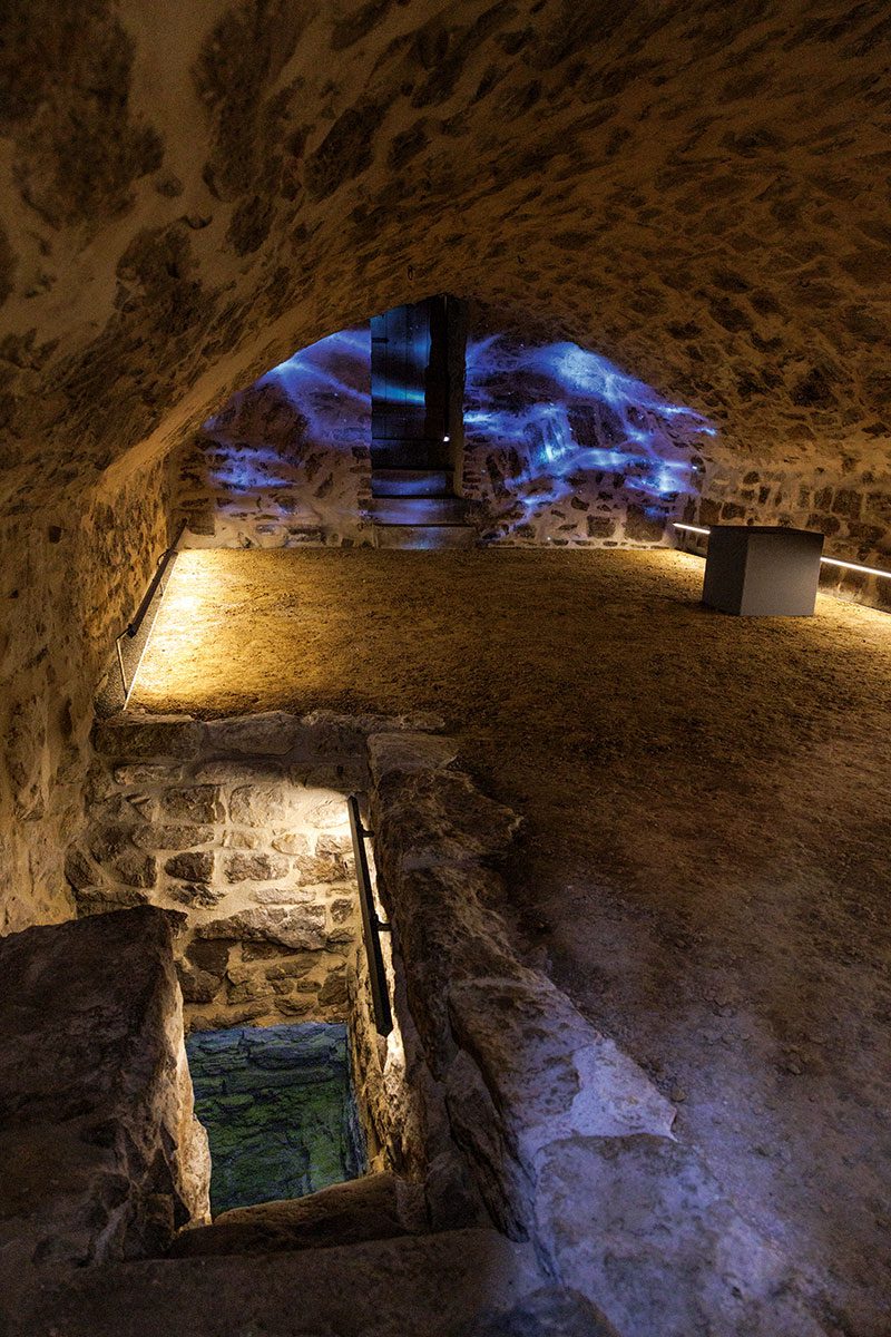 Unverzichtbar: Das "lebendige" Wasser der Mikwe - hier Grundwasser - zur rituellen Reinigung.